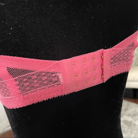 Victoria Secret Incredibles Plunge Bra Pink Size 34DDD - Picture 14 of 17